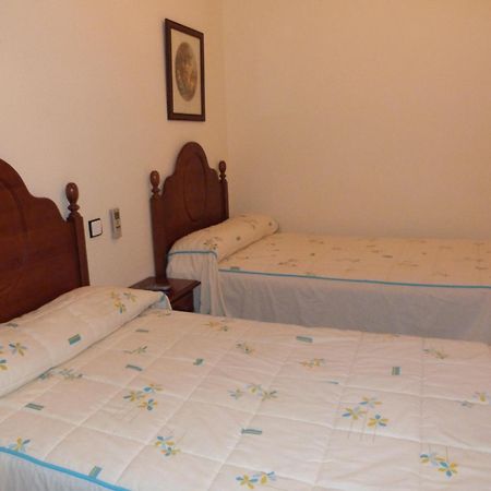 Hostal Restaurante Las Canteras Pedrera Zewnętrze zdjęcie