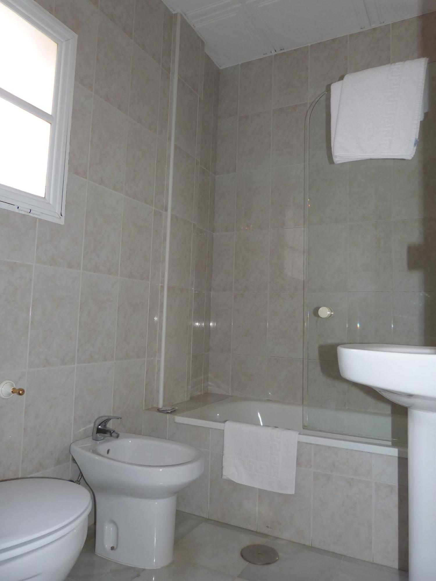 Hostal Restaurante Las Canteras Pedrera Zewnętrze zdjęcie